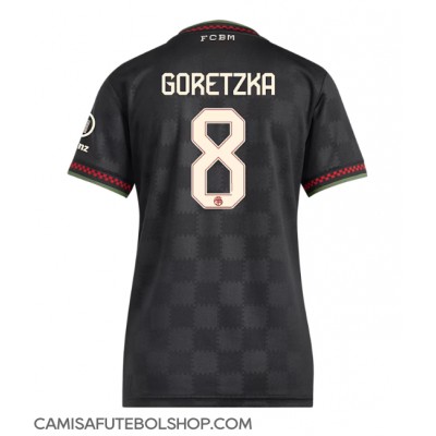 Camisa de time de futebol Bayern Munich Leon Goretzka #8 Replicas 3º Equipamento Feminina 2025-26 Manga Curta Camisa de time de futebol Bayern Munich Leon Goretzka #8 Replicas 3º Equipamento Feminina 2025-26 Manga Curta